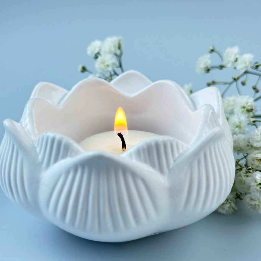 kerzenhalter-lotus-mit-glas-teelicht 1